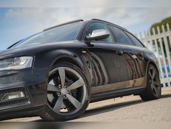 Used Audi S4 Avant 2012 for sale - 76189748: Photo