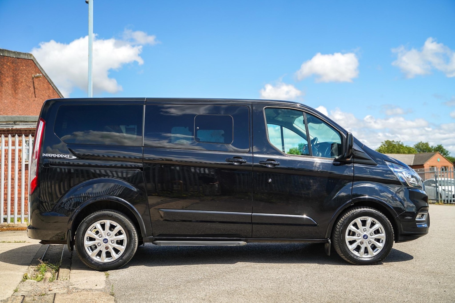 Used Ford Tourneo Custom 2018 for sale - 76189238: Photo 11