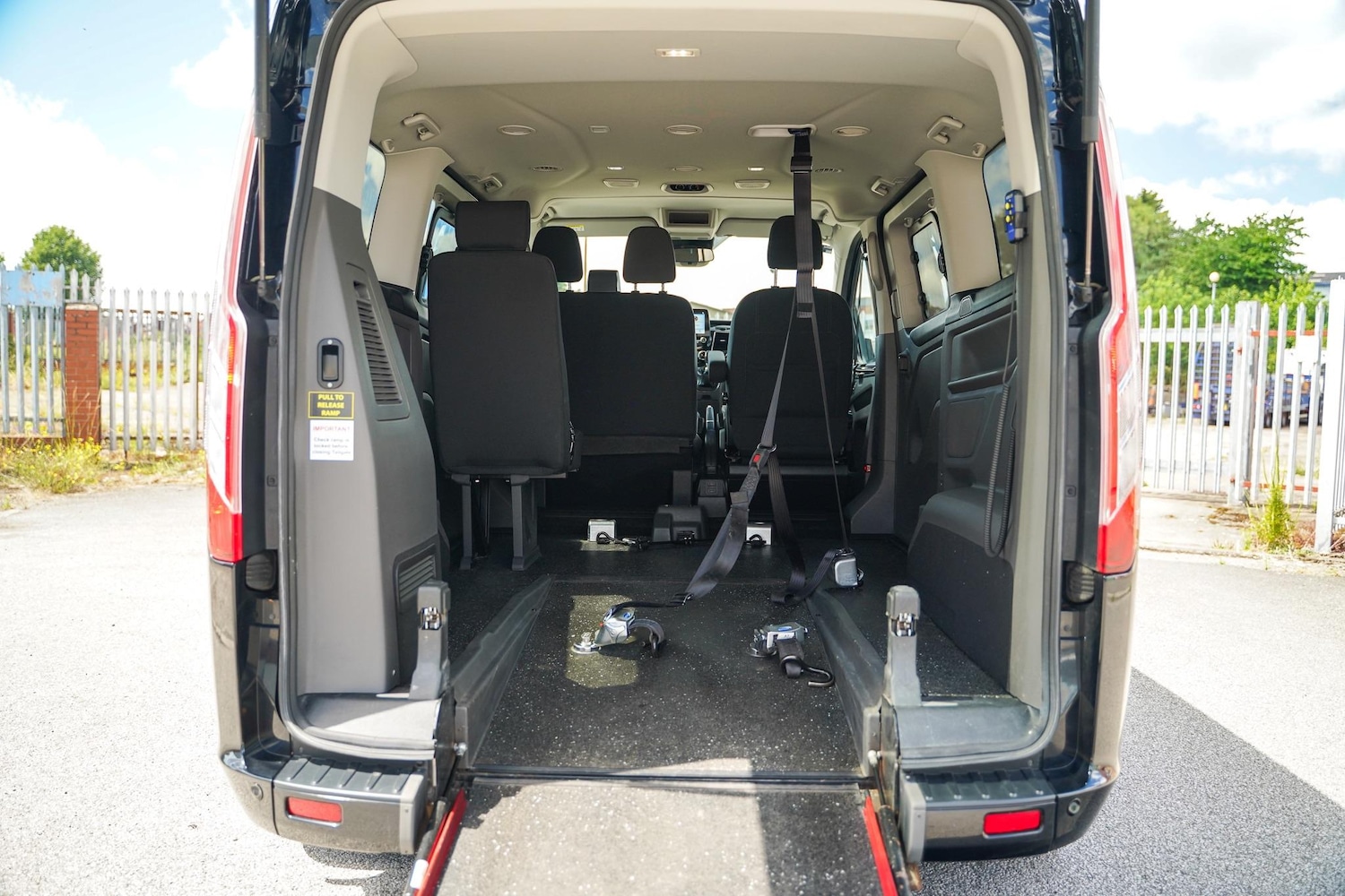 Used Ford Tourneo Custom 2018 for sale - 76189238: Photo 23