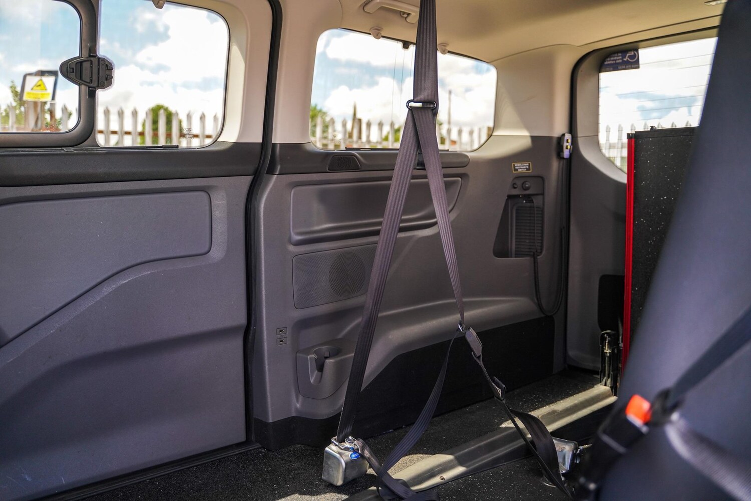 Used Ford Tourneo Custom 2018 for sale - 76189238: Photo 33