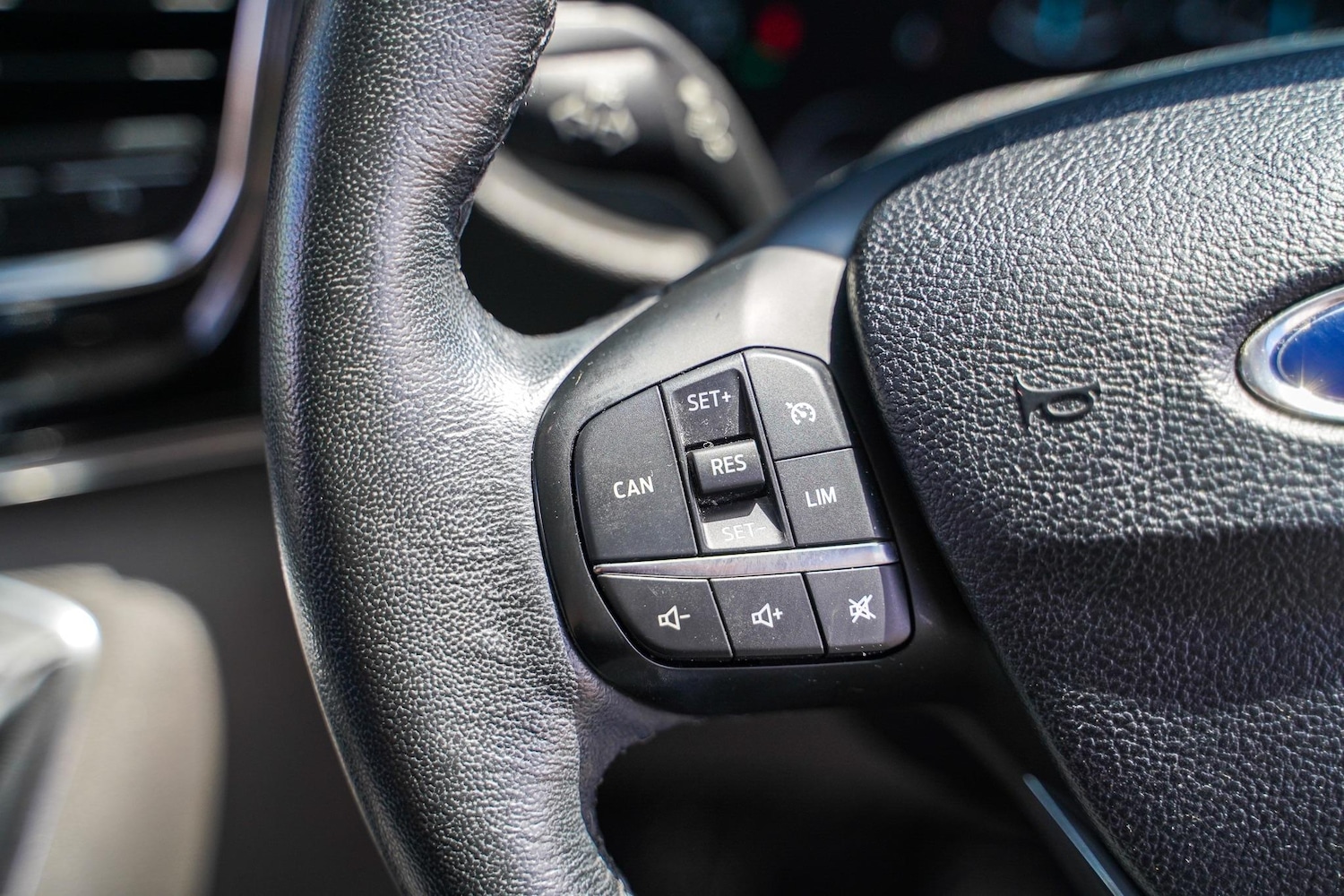 Used Ford Tourneo Custom 2018 for sale - 76189238: Photo 41