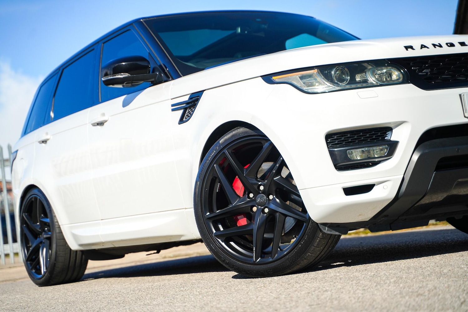 Used Land Rover Range Rover Sport 2016 for sale - 78019811: Photo 2