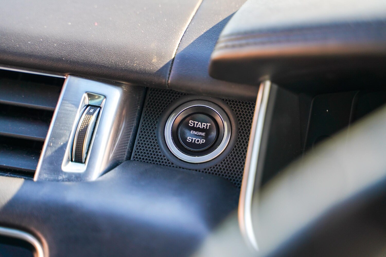 Used Land Rover Range Rover Sport 2016 for sale - 78019811: Photo 51