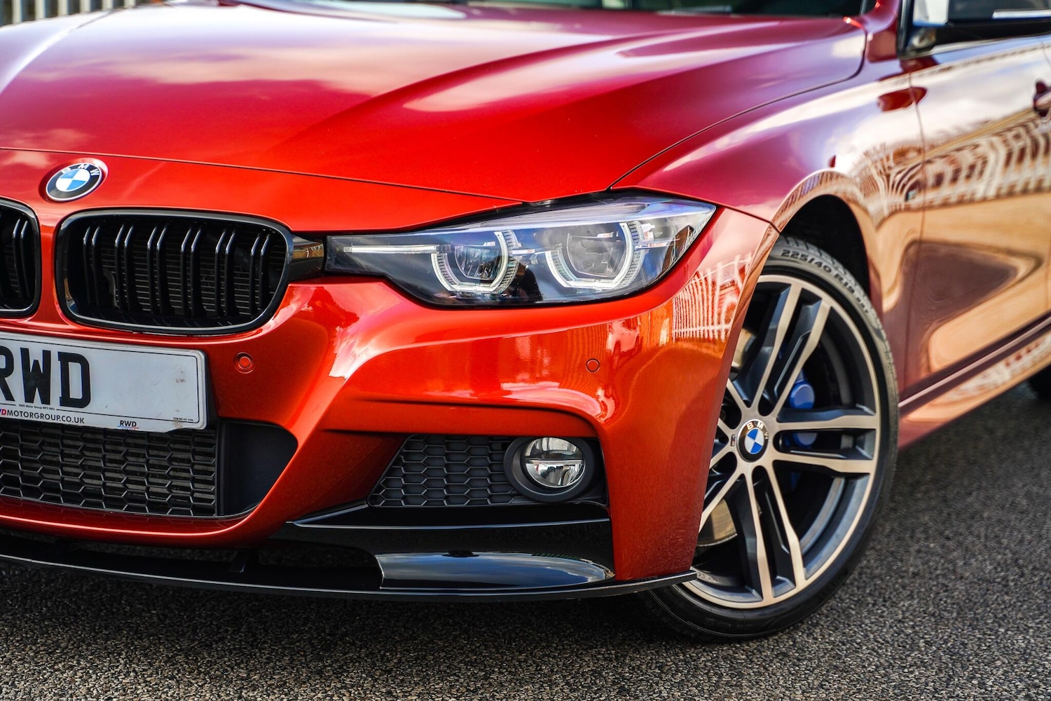 Used BMW 3 Series 2017 for sale - 76409240: Photo 2