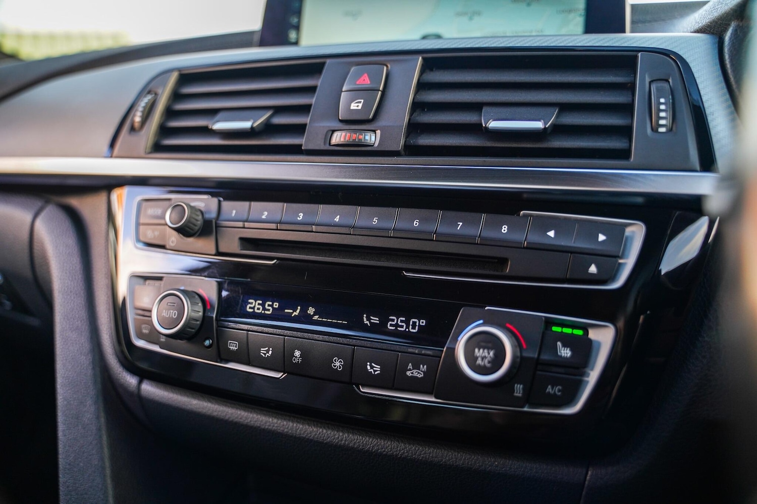 Used BMW 3 Series 2017 for sale - 76409240: Photo 44