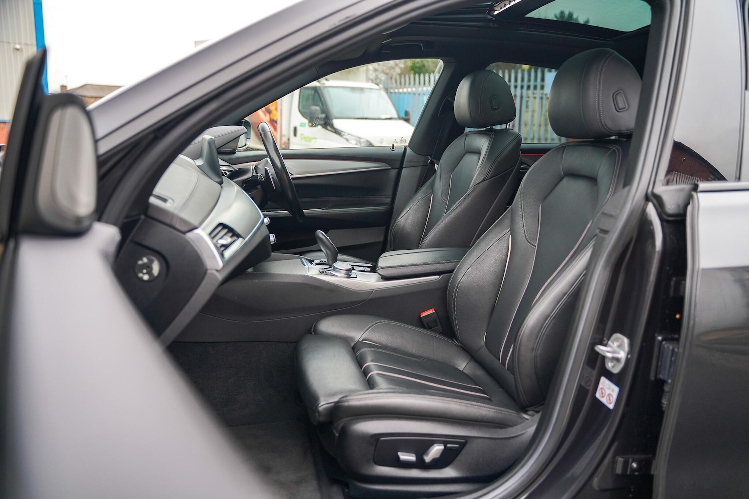 Used BMW 6 Series 2019 for sale - 77067027: Photo 11