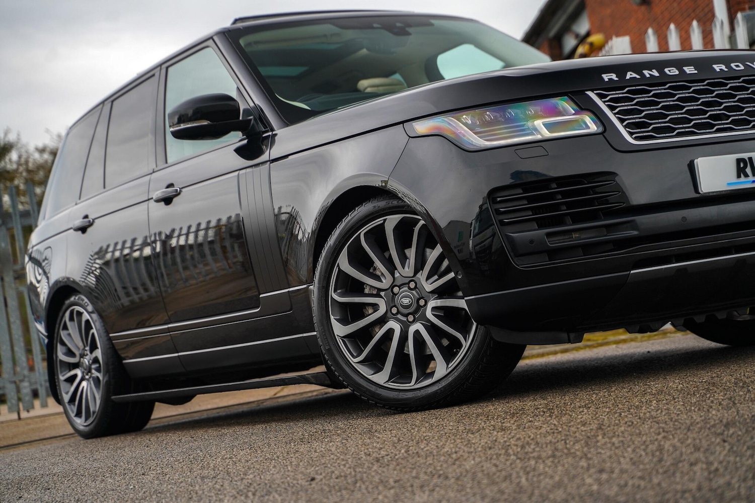 Used Land Rover Range Rover for sale - 78215020: Photo 2