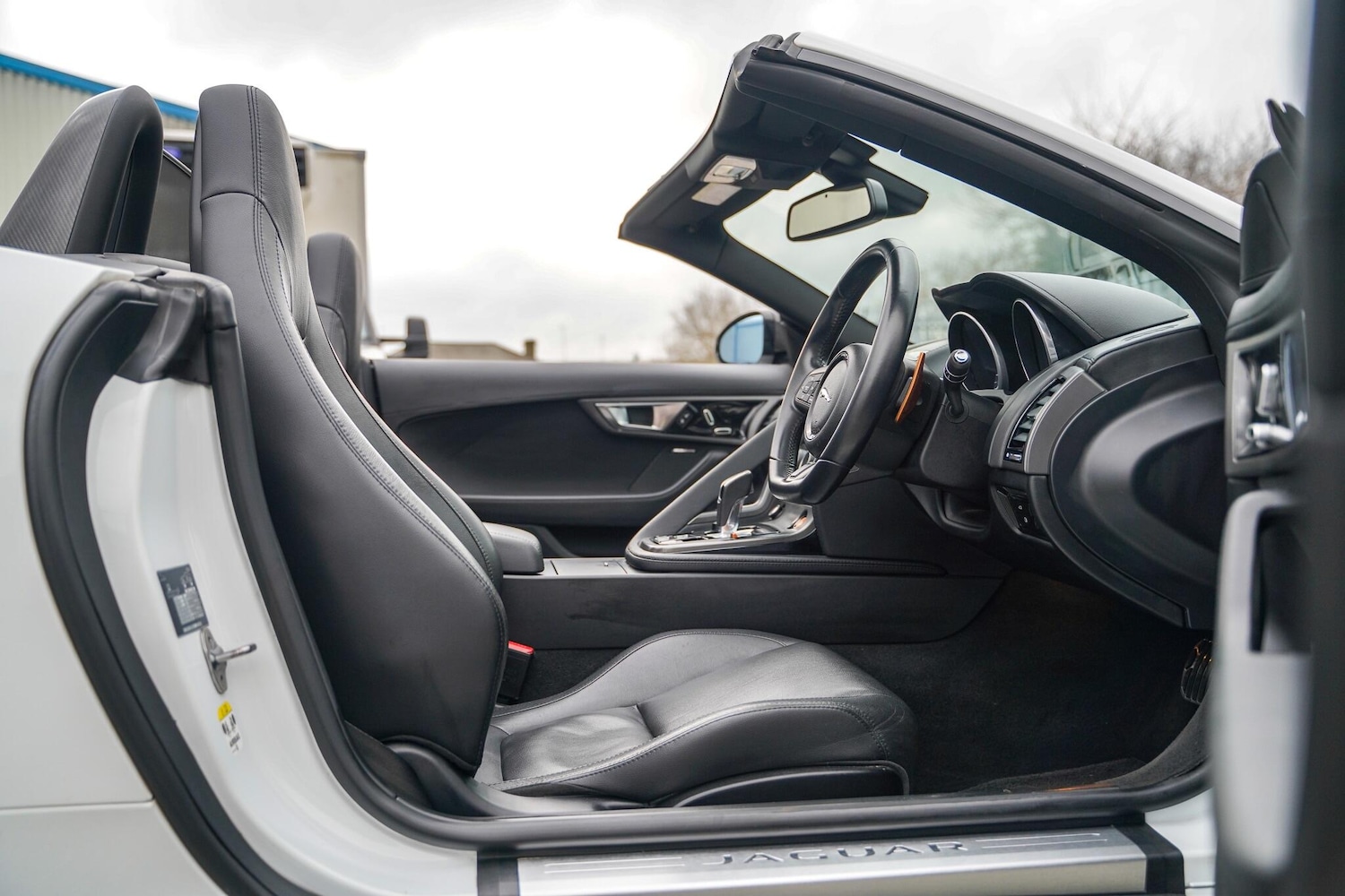 Used Jaguar F-Type 2013 for sale - 77597593: Photo 10