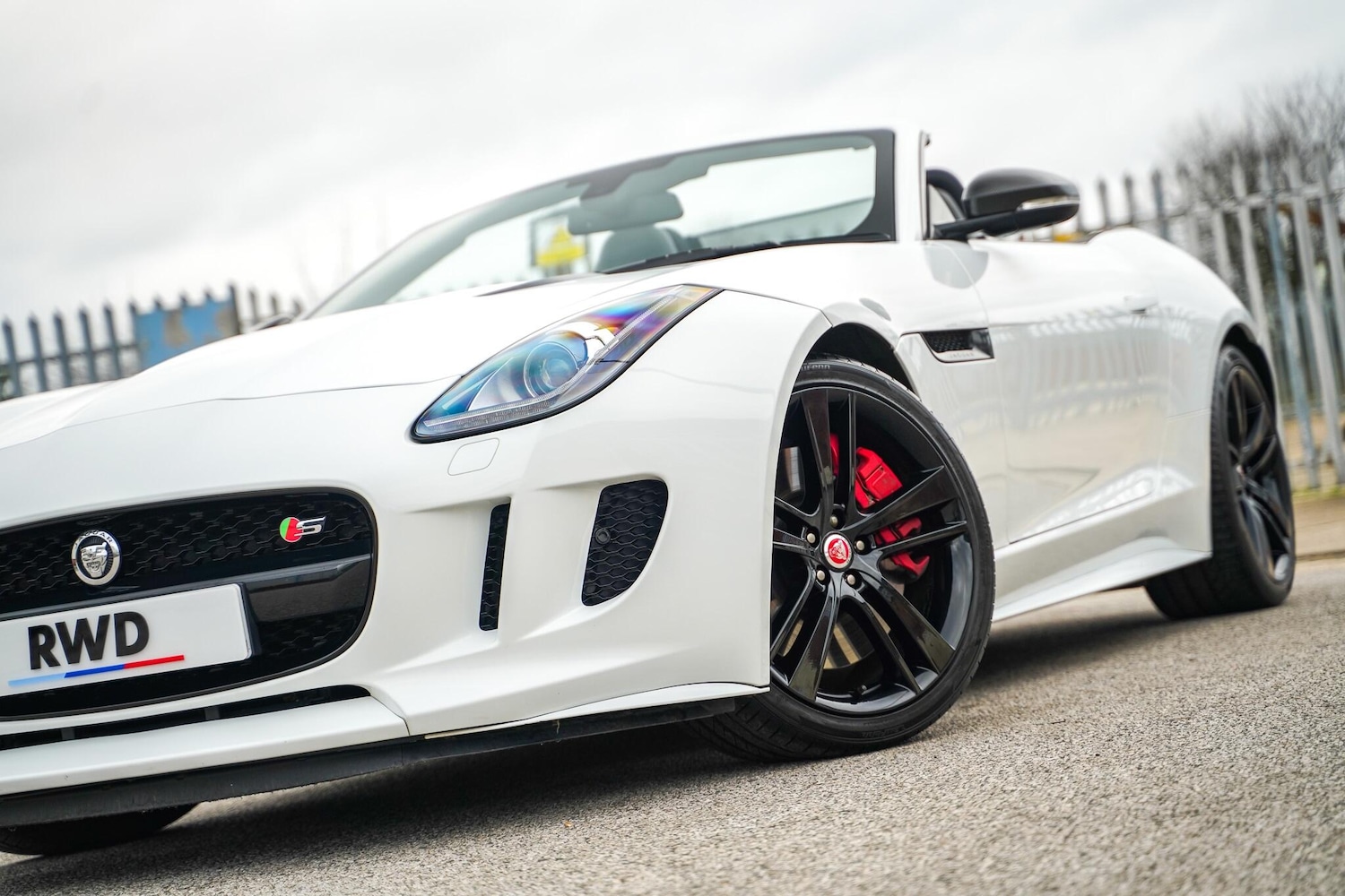 Used Jaguar F-Type 2013 for sale - 77597593: Photo 2