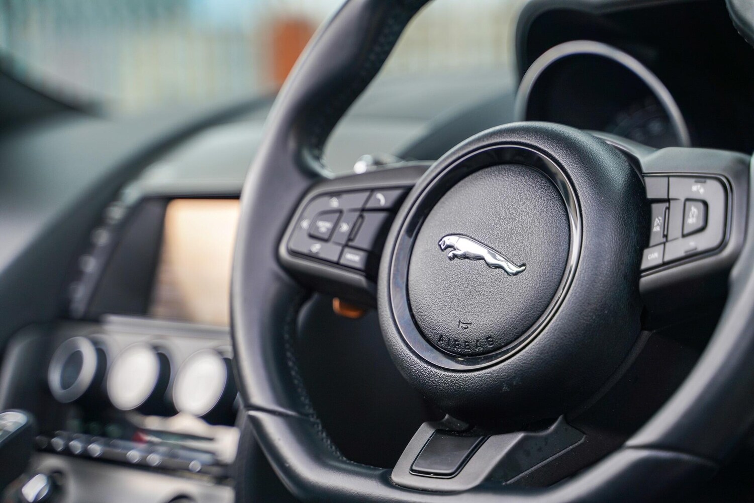 Used Jaguar F-Type 2013 for sale - 77597593: Photo 49