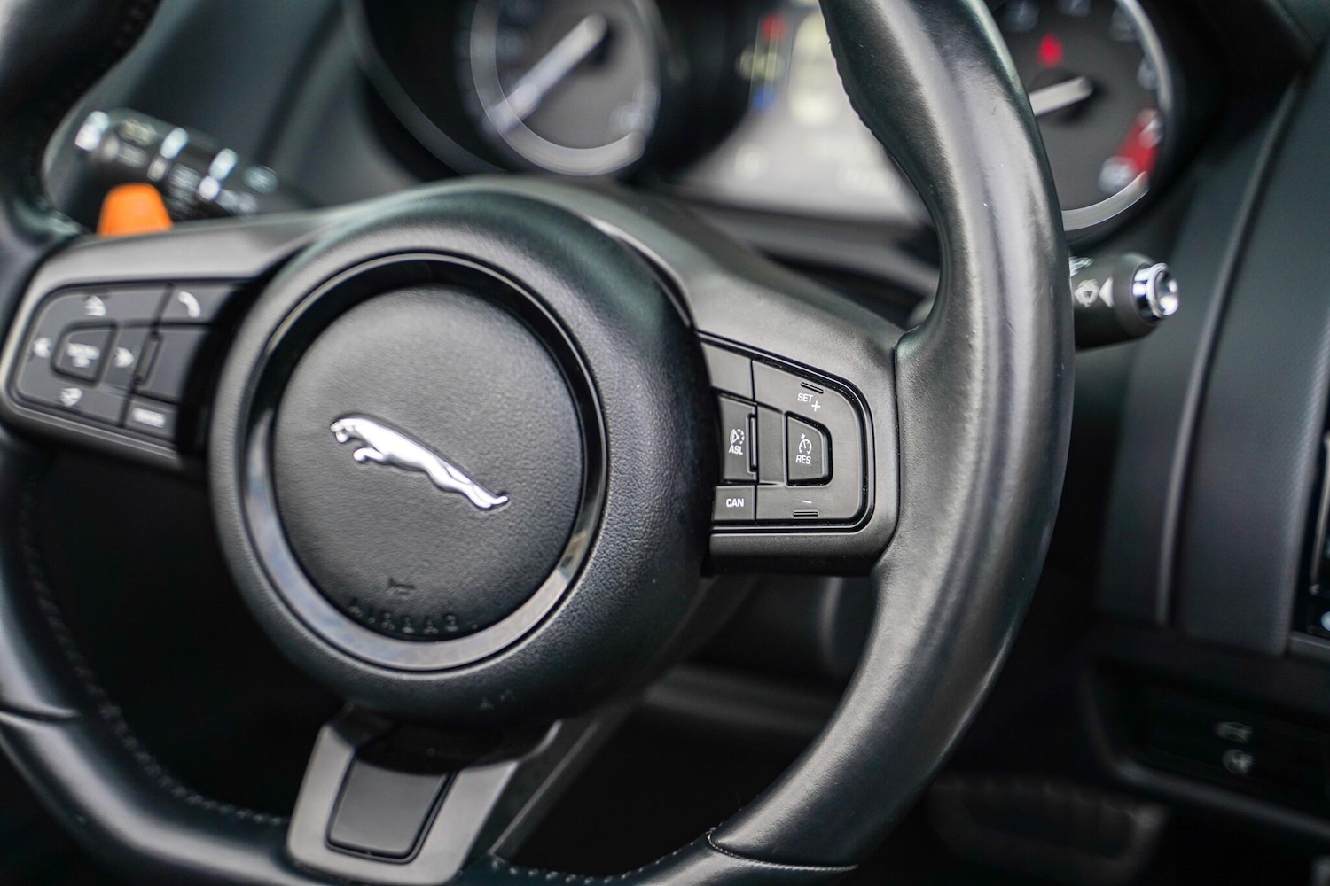 Used Jaguar F-Type 2013 for sale - 77597593: Photo 50