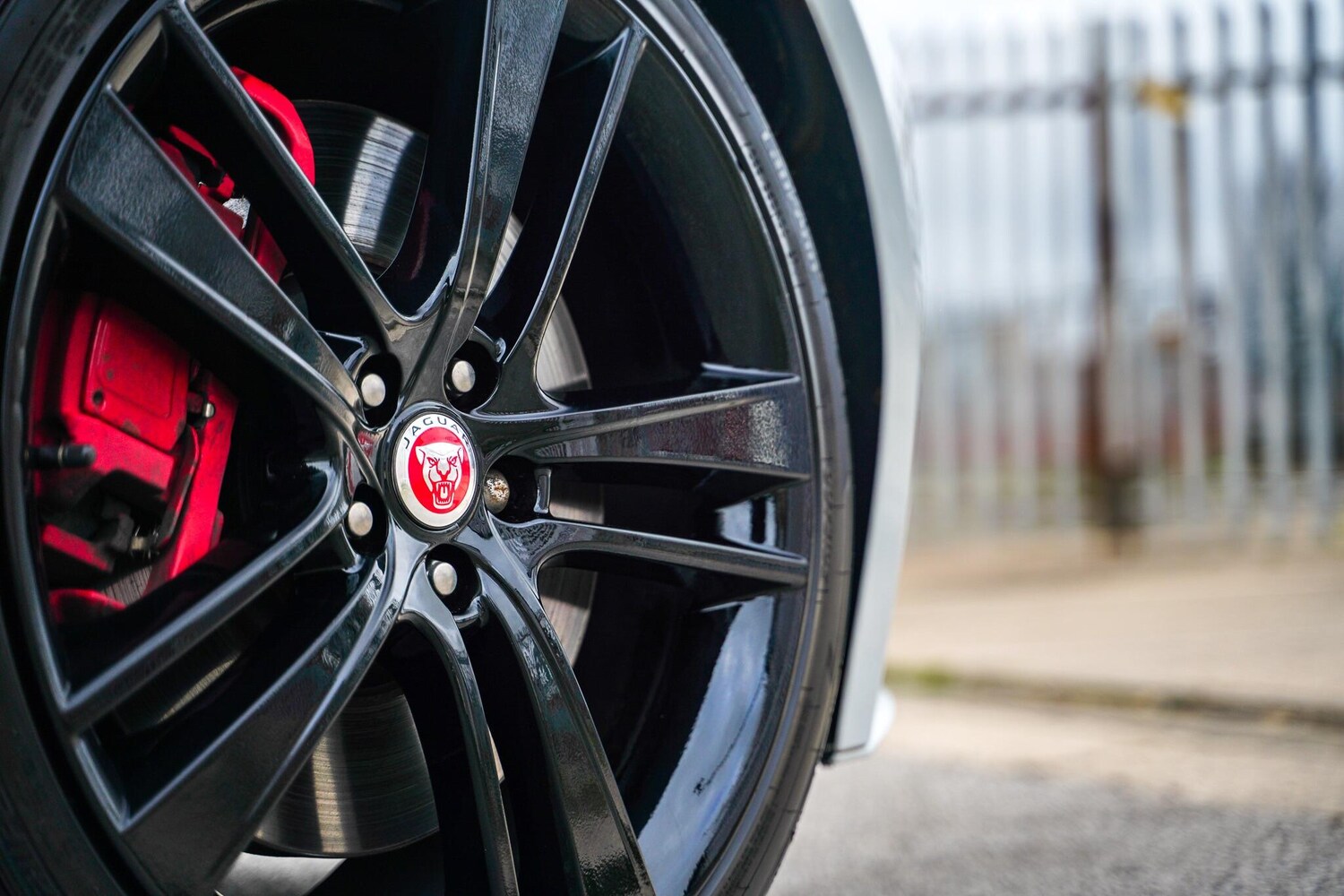 Used Jaguar F-Type 2013 for sale - 77597593: Photo 63