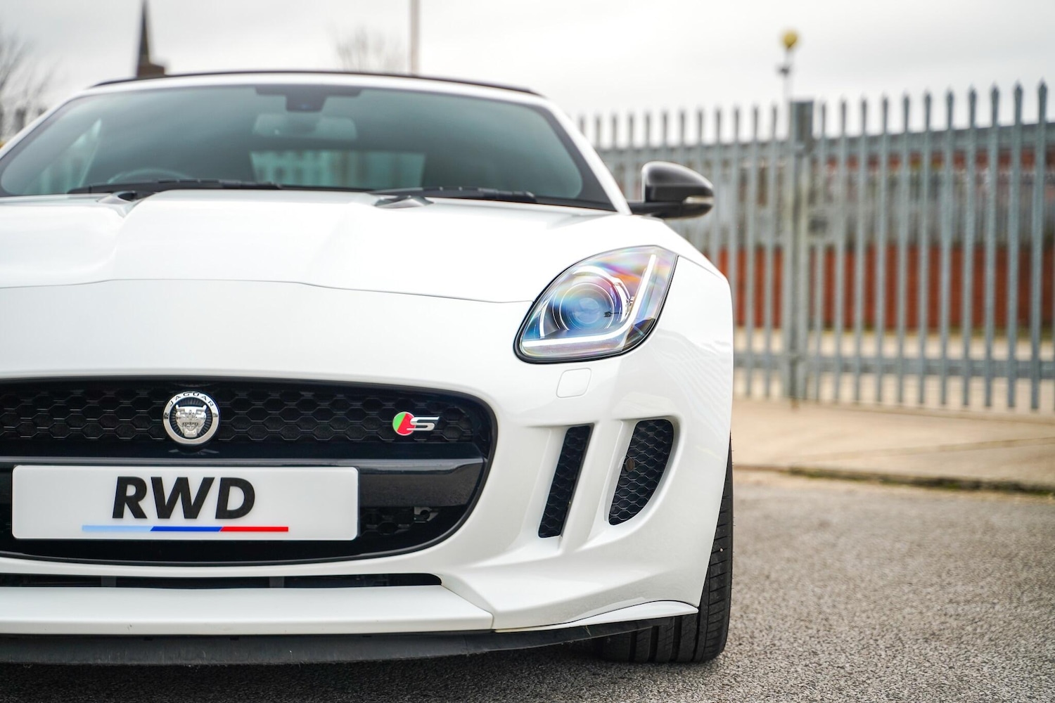 Used Jaguar F-Type 2013 for sale - 77597593: Photo 8