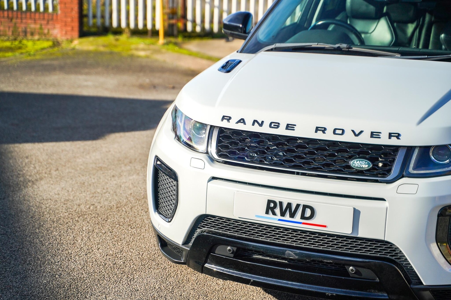 Used Land Rover Range Rover Evoque 2015 for sale - 77709915: Photo 2