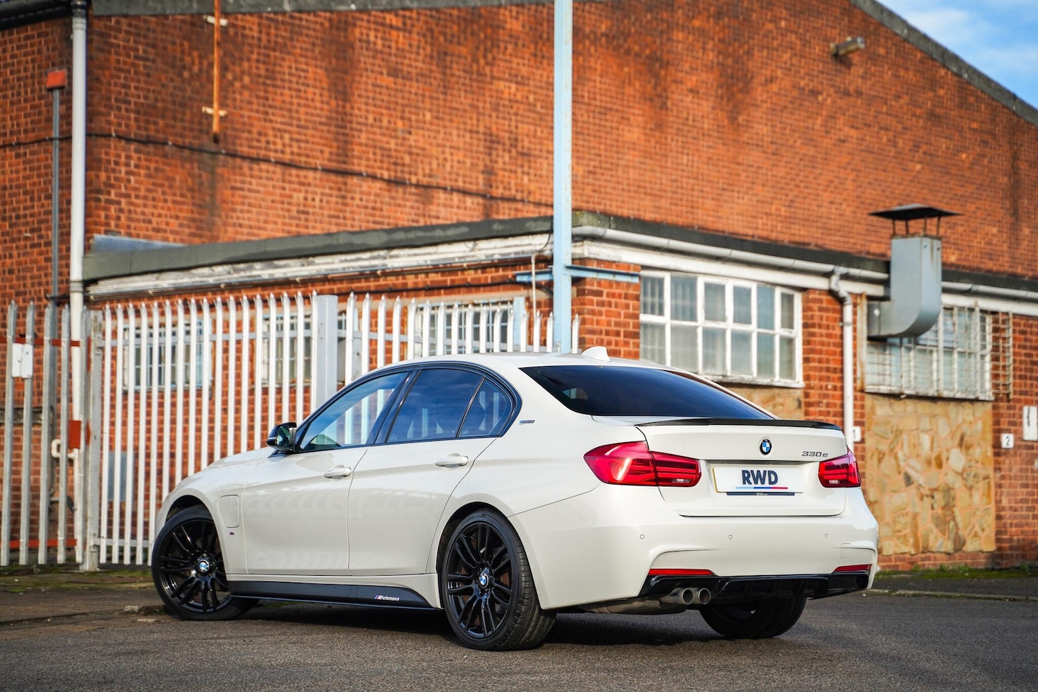 Used BMW 3 Series 2017 for sale - 77202412: Photo 12