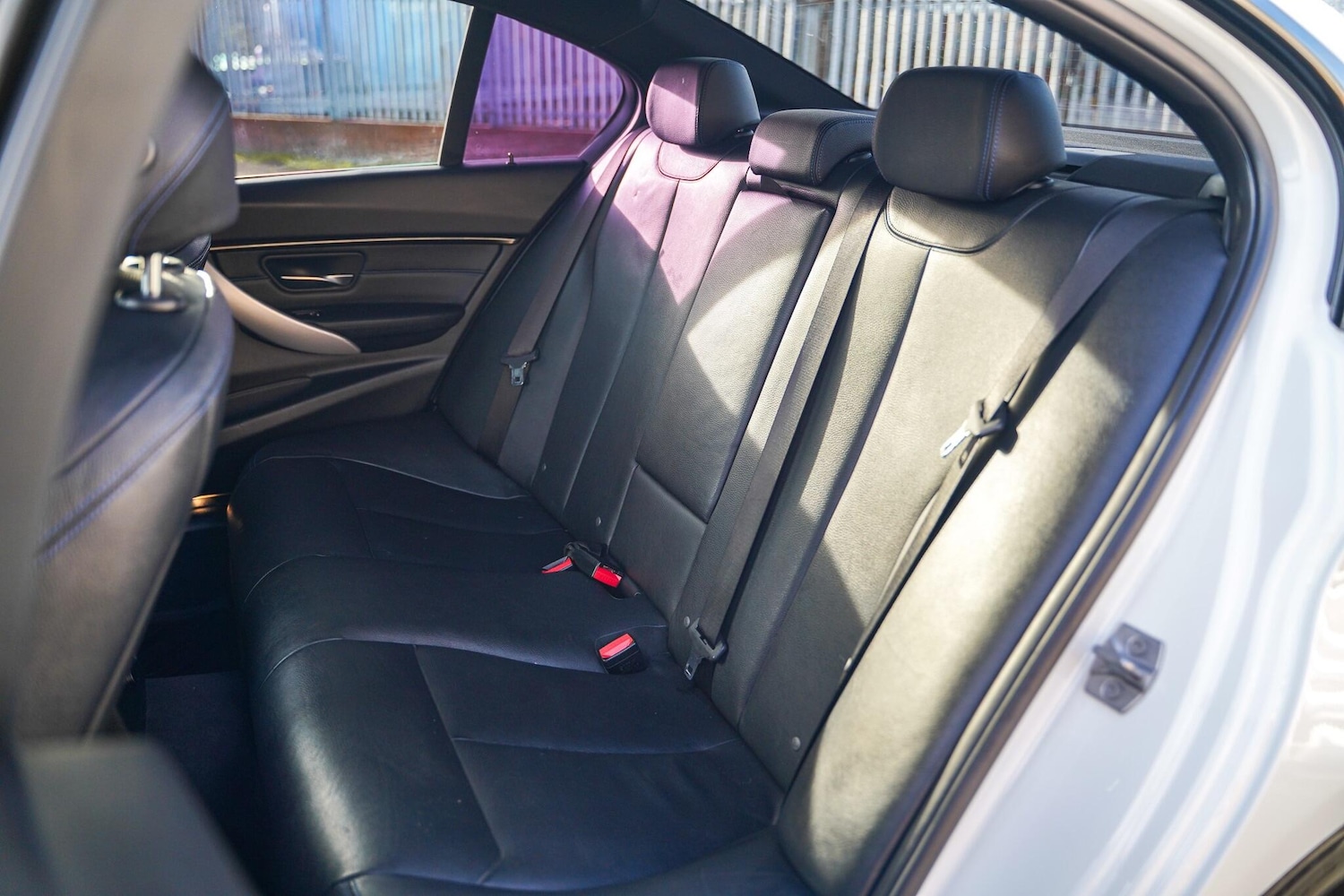 Used BMW 3 Series 2017 for sale - 77202412: Photo 27