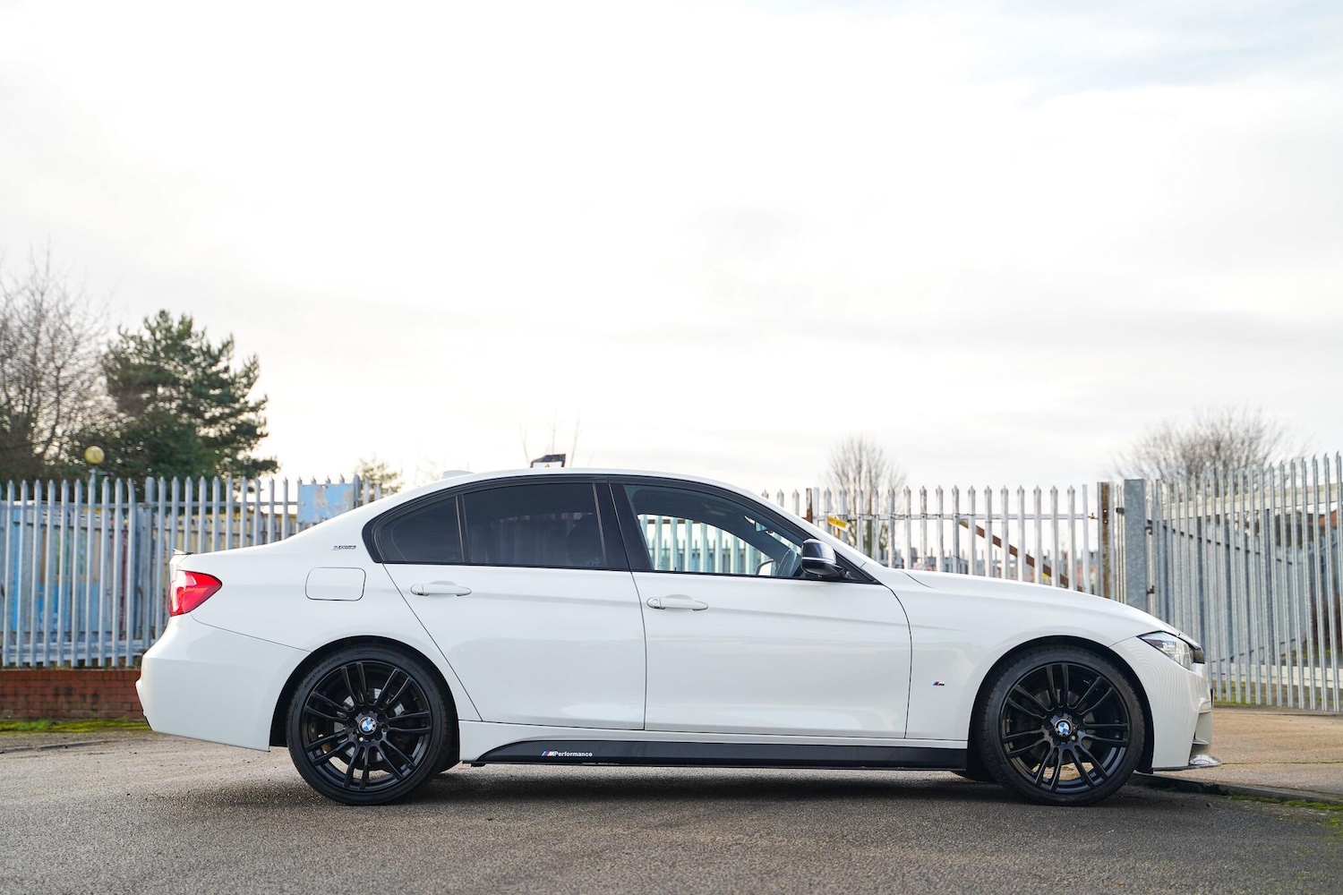 Used BMW 3 Series 2017 for sale - 77202412: Photo 8