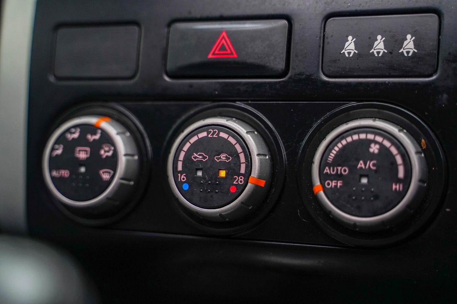 Used Nissan X-Trail 2014 for sale - 76188572: Photo 32