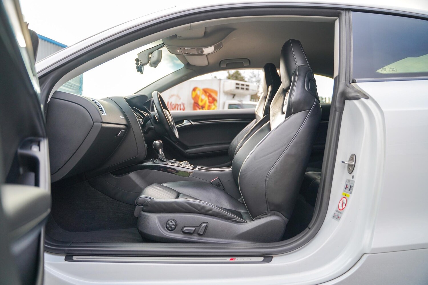 Used Audi RS5 2011 for sale - 77671685: Photo 9