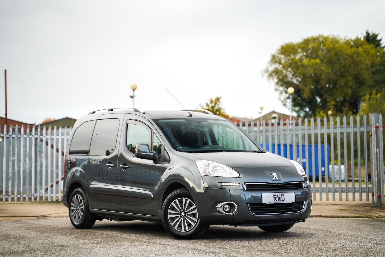 Used Peugeot Partner Tepee 2015 for sale - 76349114: Photo 1