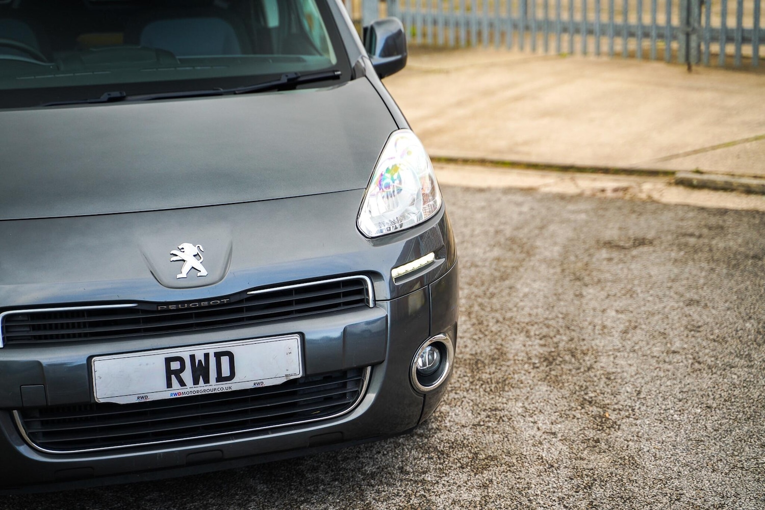 Used Peugeot Partner Tepee 2015 for sale - 76349114: Photo 11
