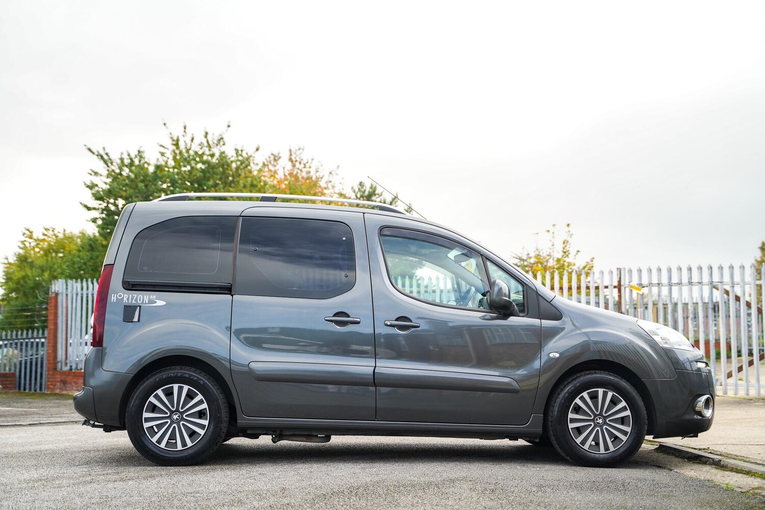 Used Peugeot Partner Tepee 2015 for sale - 76349114: Photo 28