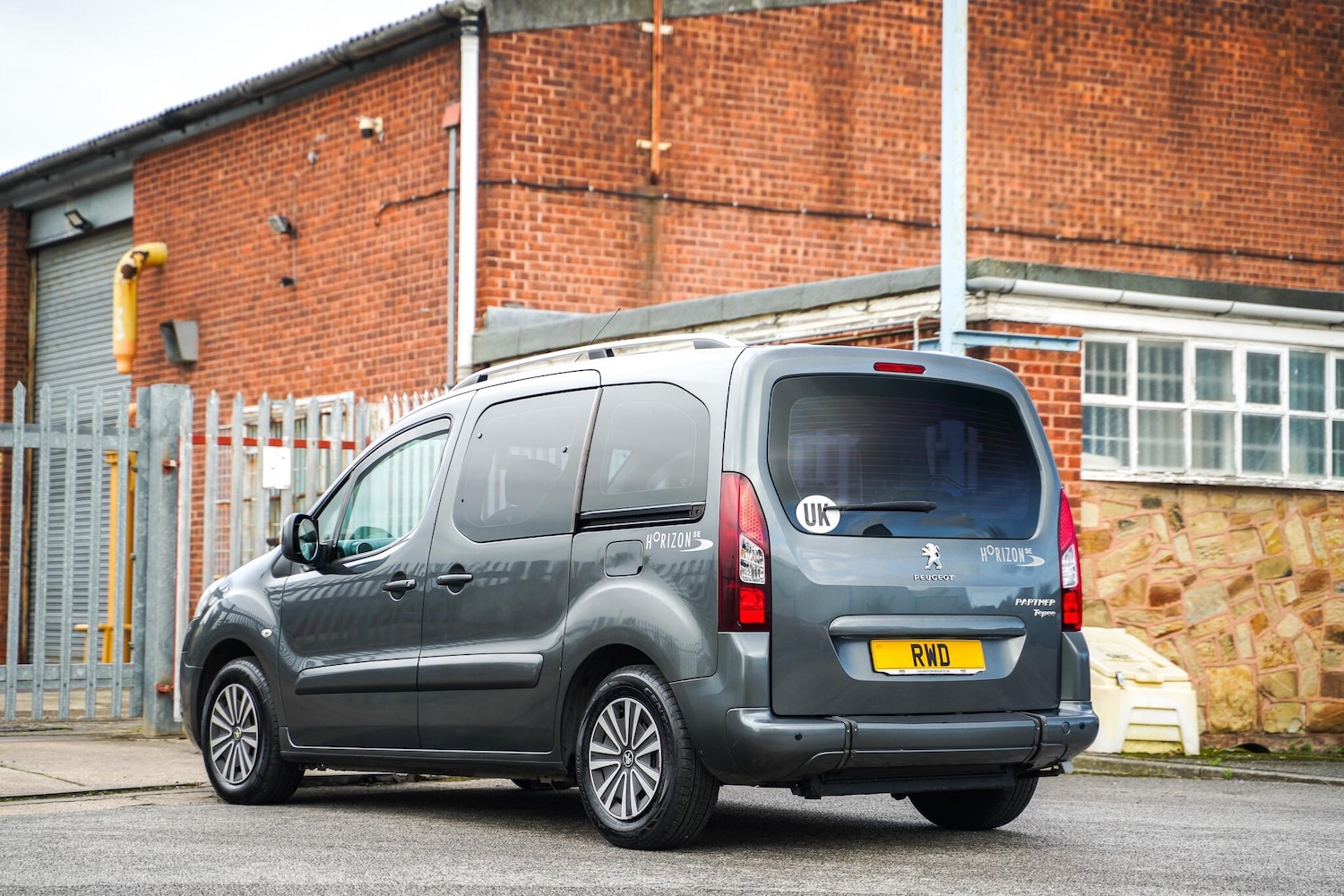 Used Peugeot Partner Tepee 2015 for sale - 76349114: Photo 37