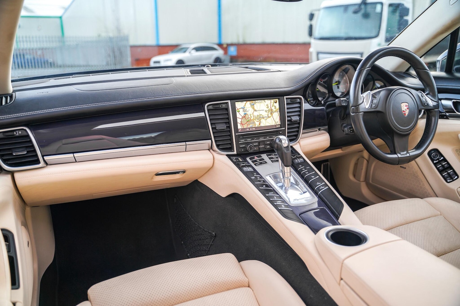 Used Porsche Panamera 2014 for sale - 77484565: Photo 28