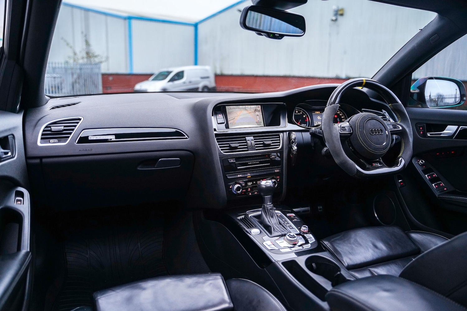 Used Audi RS4 2014 for sale - 77279000: Photo 29