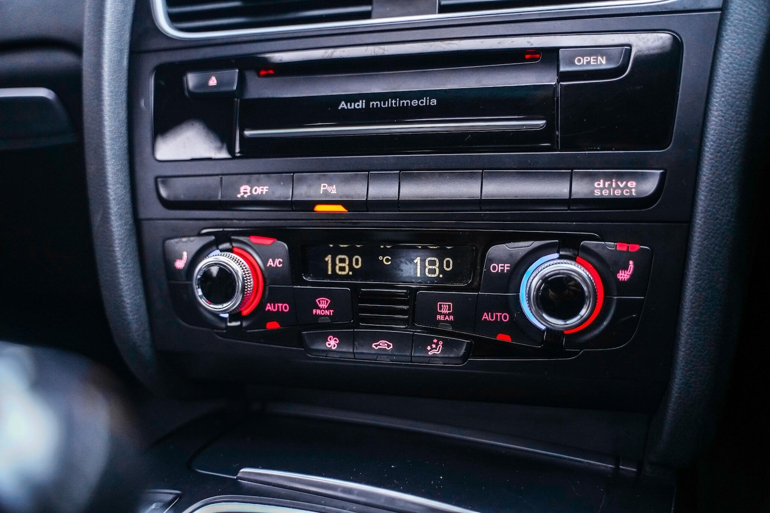 Used Audi RS4 2014 for sale - 77279000: Photo 53