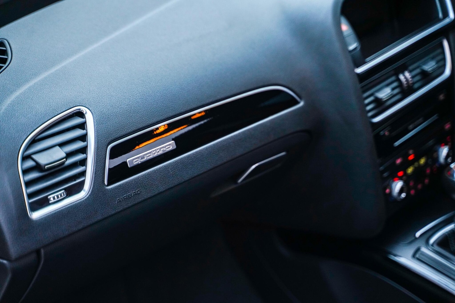 Used Audi RS4 2014 for sale - 77279000: Photo 62