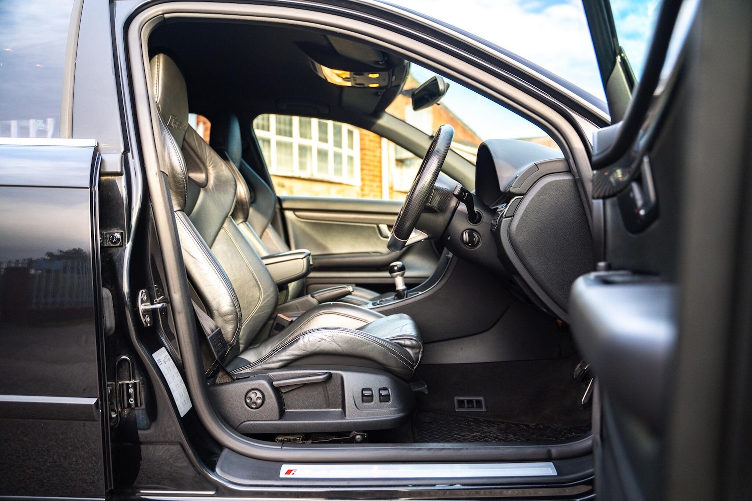 Used Audi RS4 2007 for sale - 77202841: Photo 12