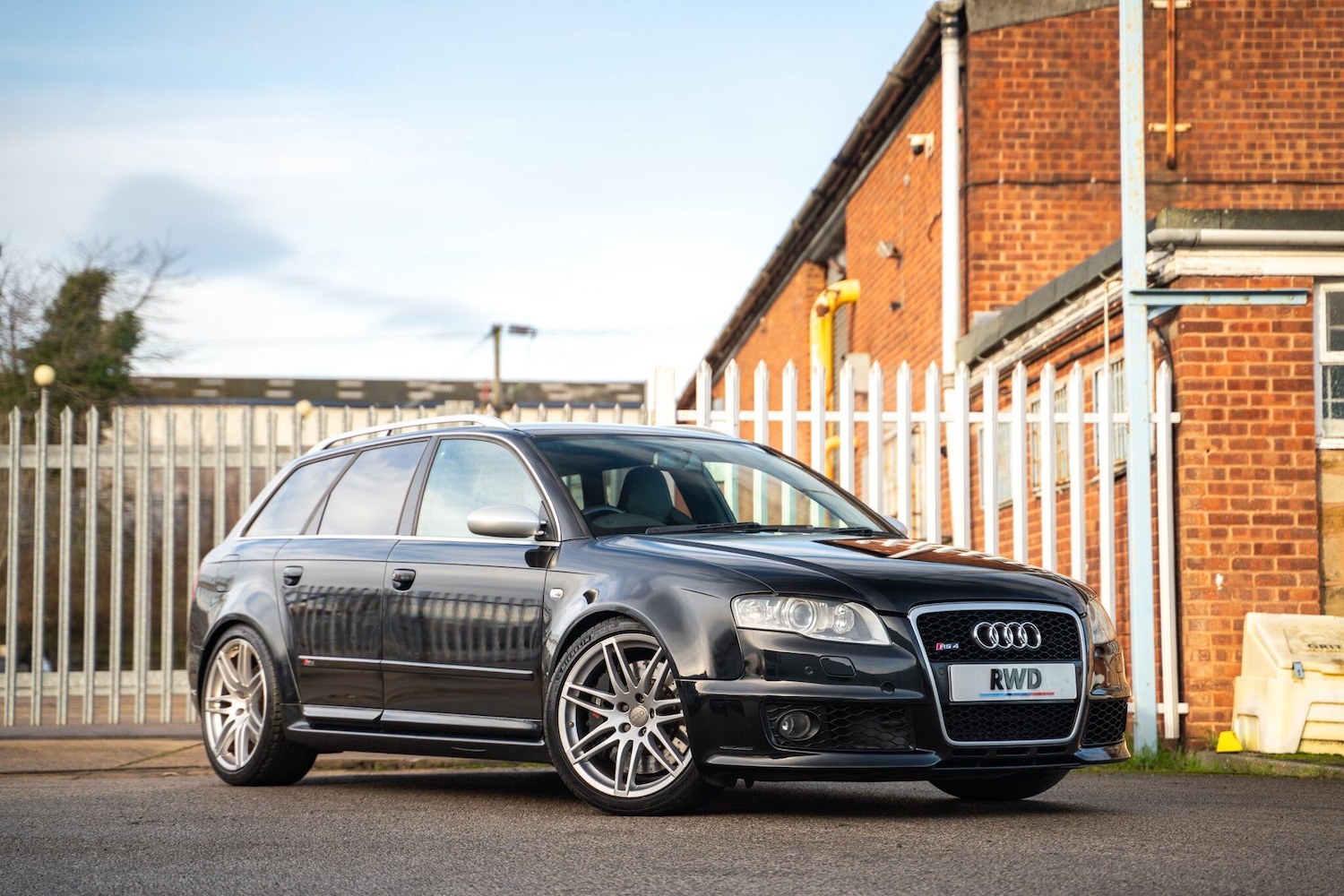 Used Audi RS4 2007 for sale - 77202841: Photo 2