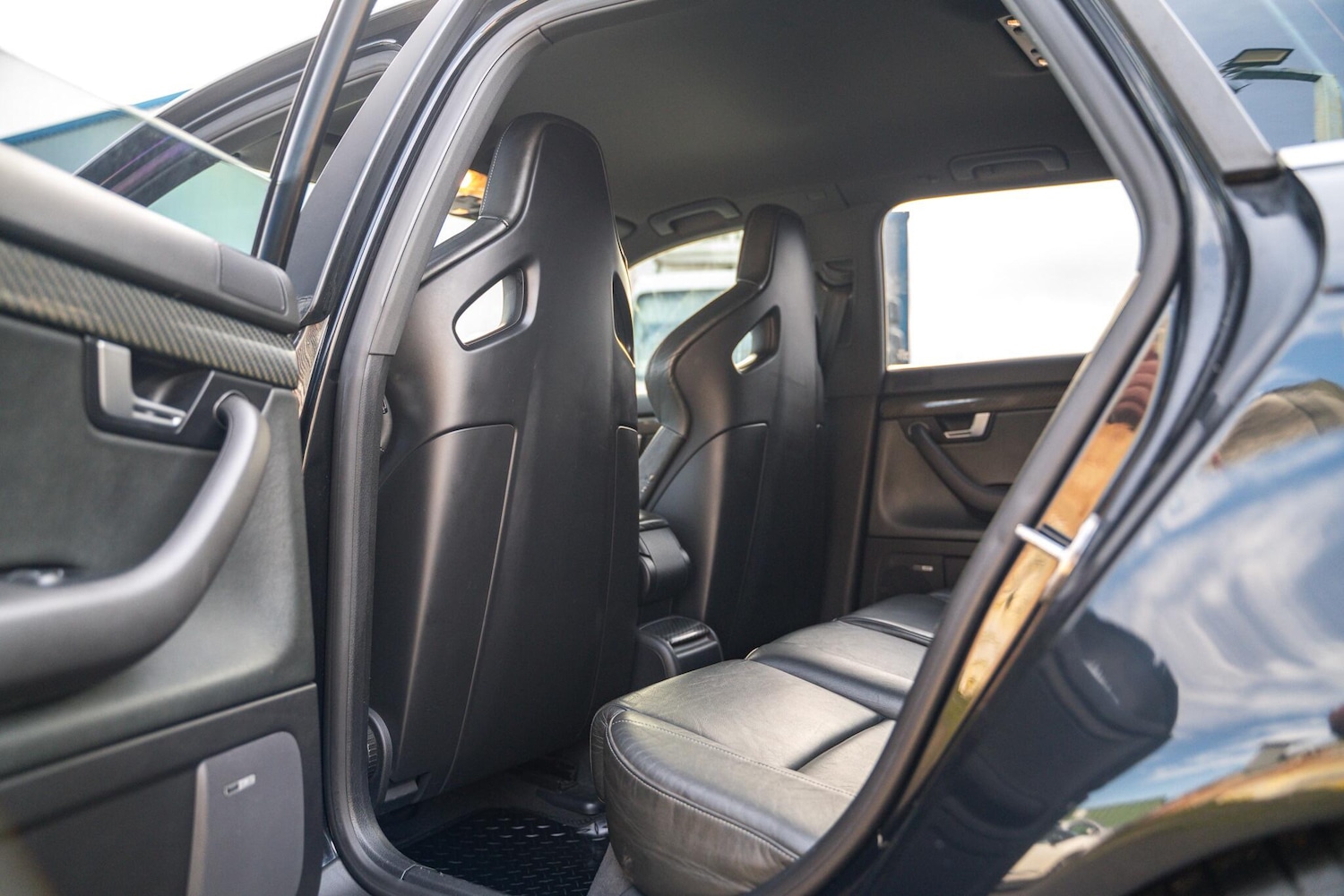 Used Audi RS4 2007 for sale - 77202841: Photo 34