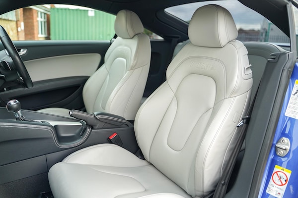 Used Audi TT RS 2013 for sale - 76189052: Photo 29