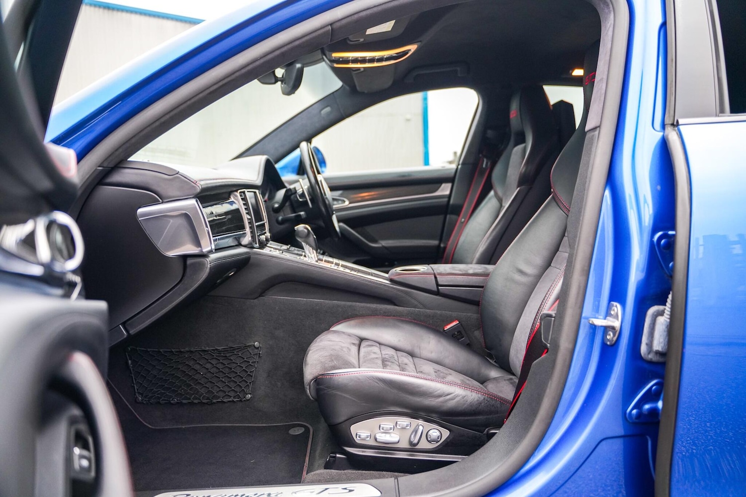 Used Porsche Panamera 2015 for sale - 77029139: Photo 32