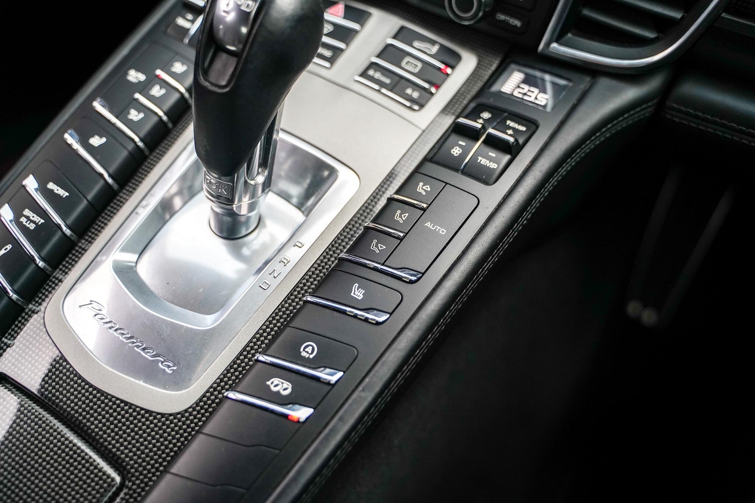 Used Porsche Panamera 2015 for sale - 77029139: Photo 54