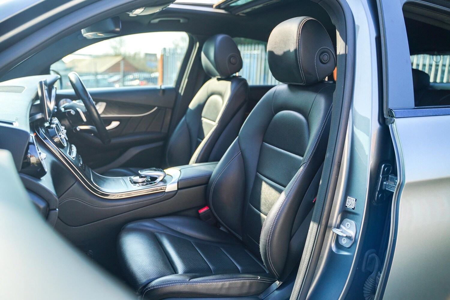 Used Mercedes-Benz GLC for sale - 77753875: Photo 25