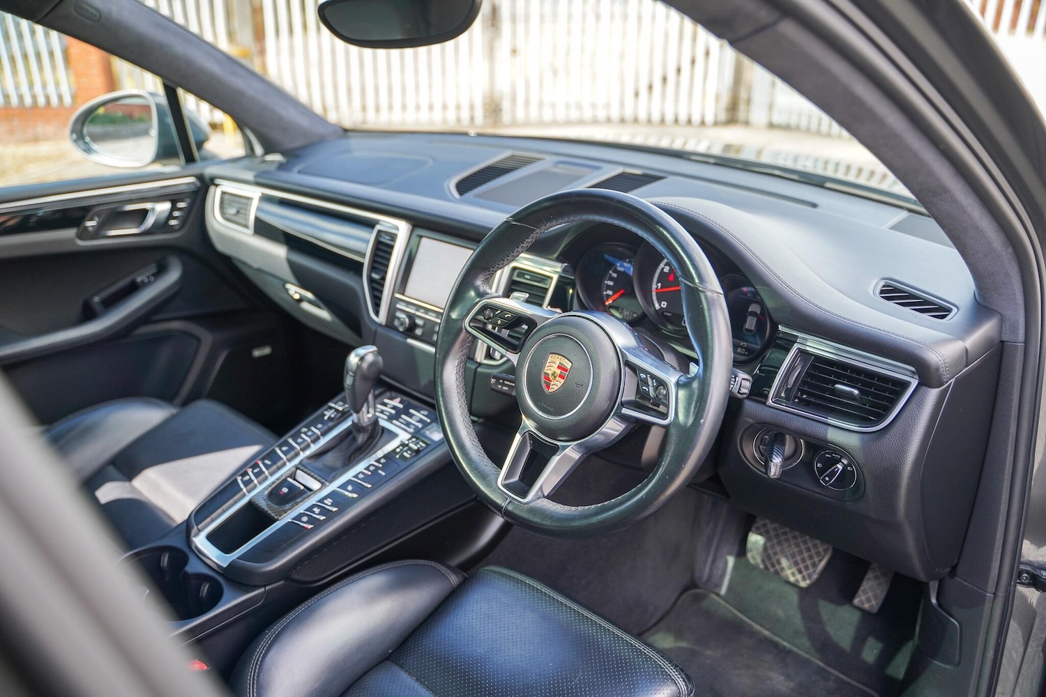 Used Porsche Macan 2015 for sale - 76189747: Photo 10