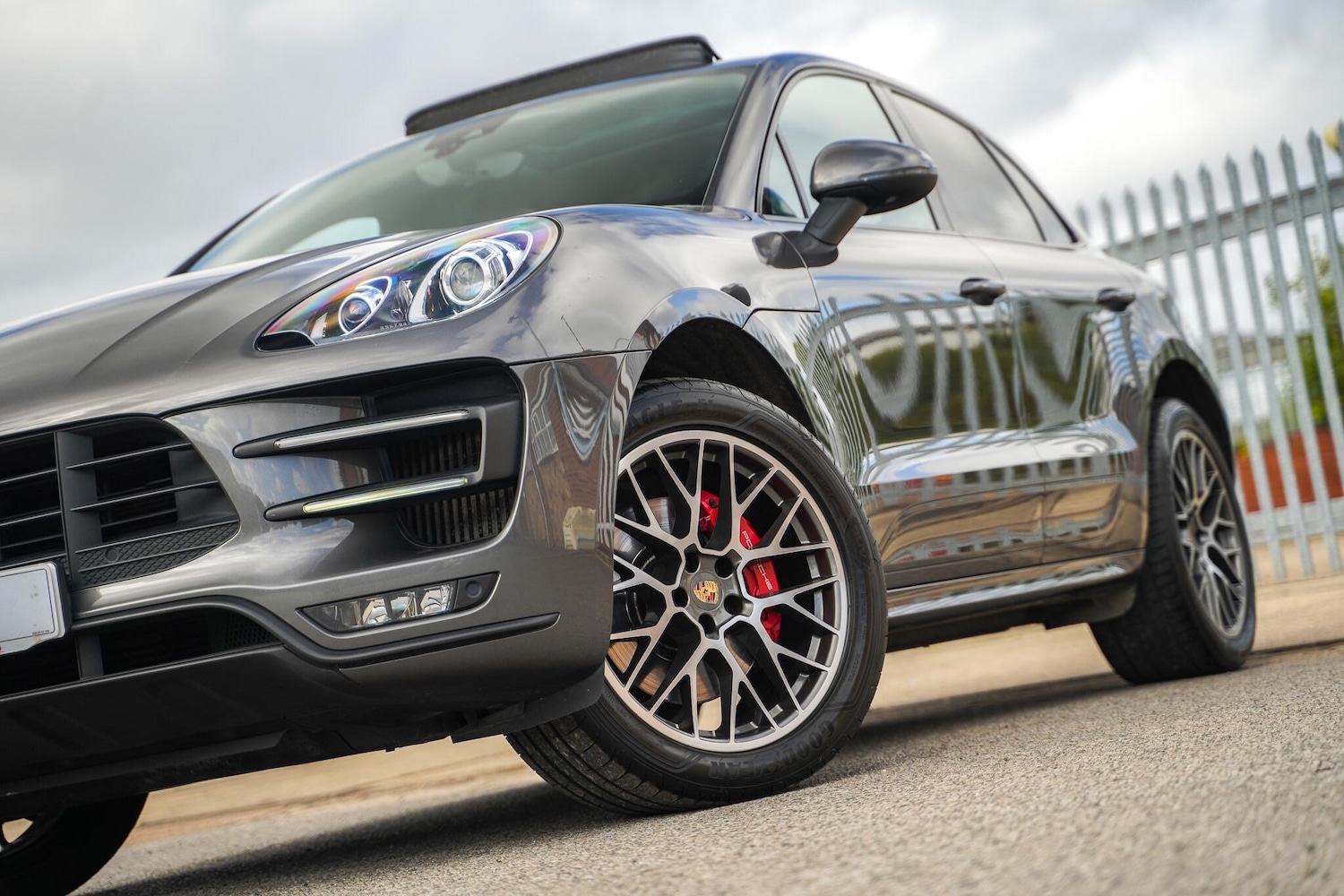 Used Porsche Macan 2015 for sale - 76189747: Photo 16