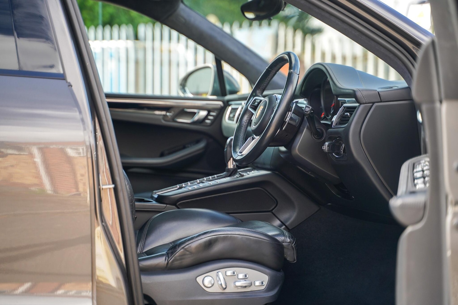 Used Porsche Macan 2015 for sale - 76189747: Photo 29