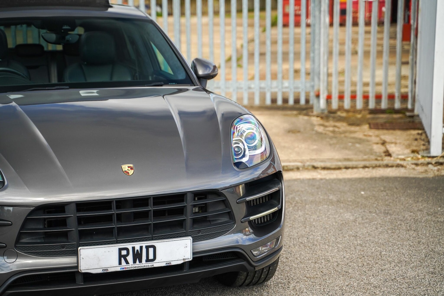Used Porsche Macan 2015 for sale - 76189747: Photo 3