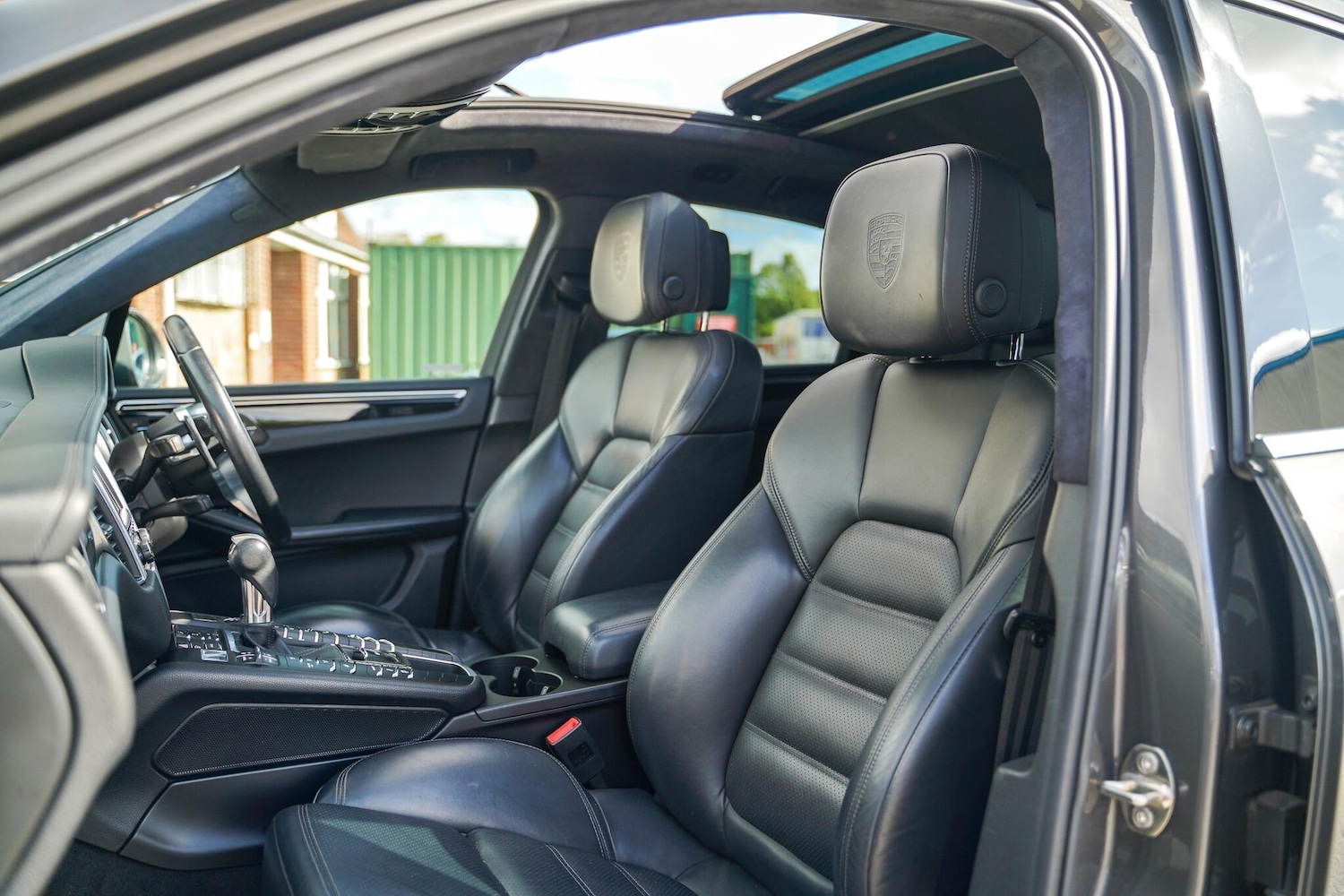 Used Porsche Macan 2015 for sale - 76189747: Photo 33