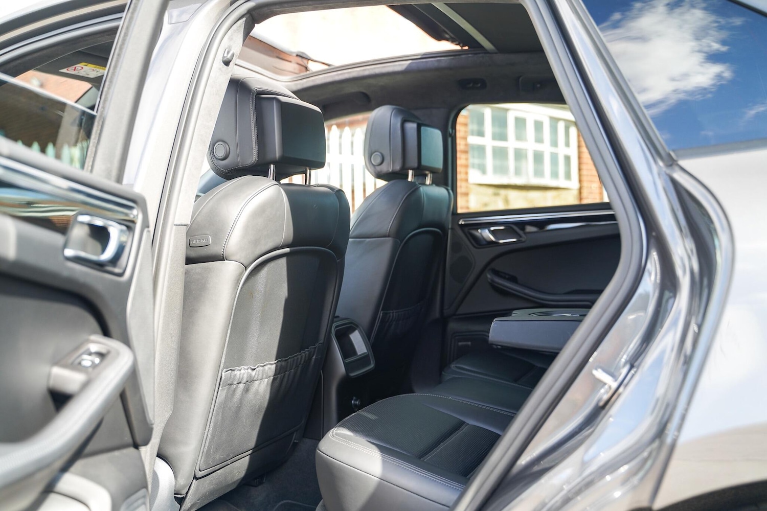 Used Porsche Macan 2015 for sale - 76189747: Photo 35