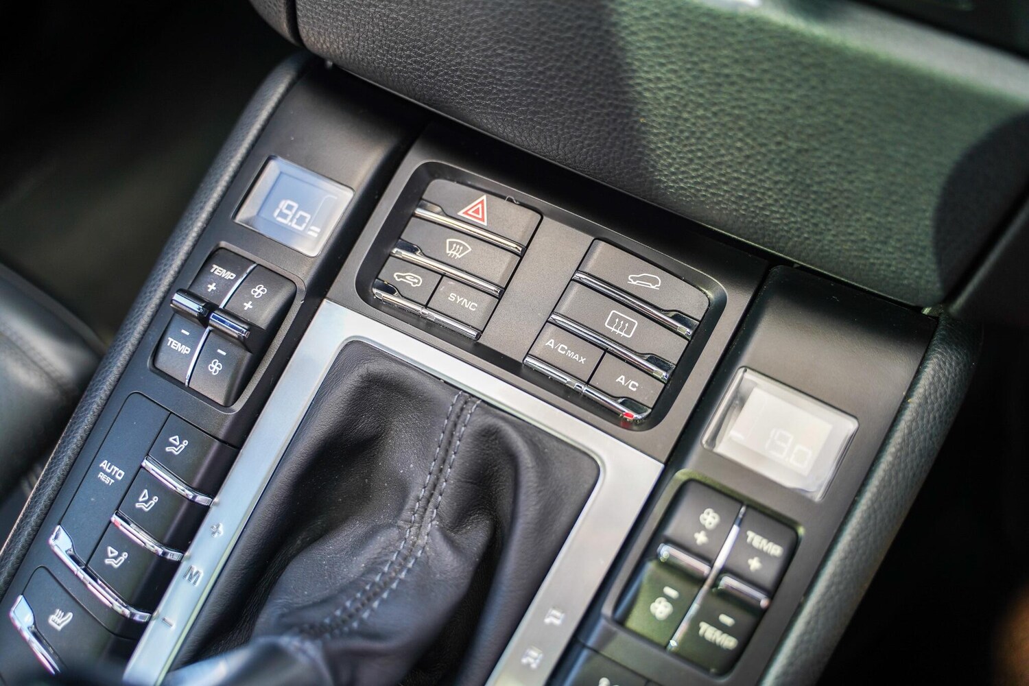 Used Porsche Macan 2015 for sale - 76189747: Photo 39