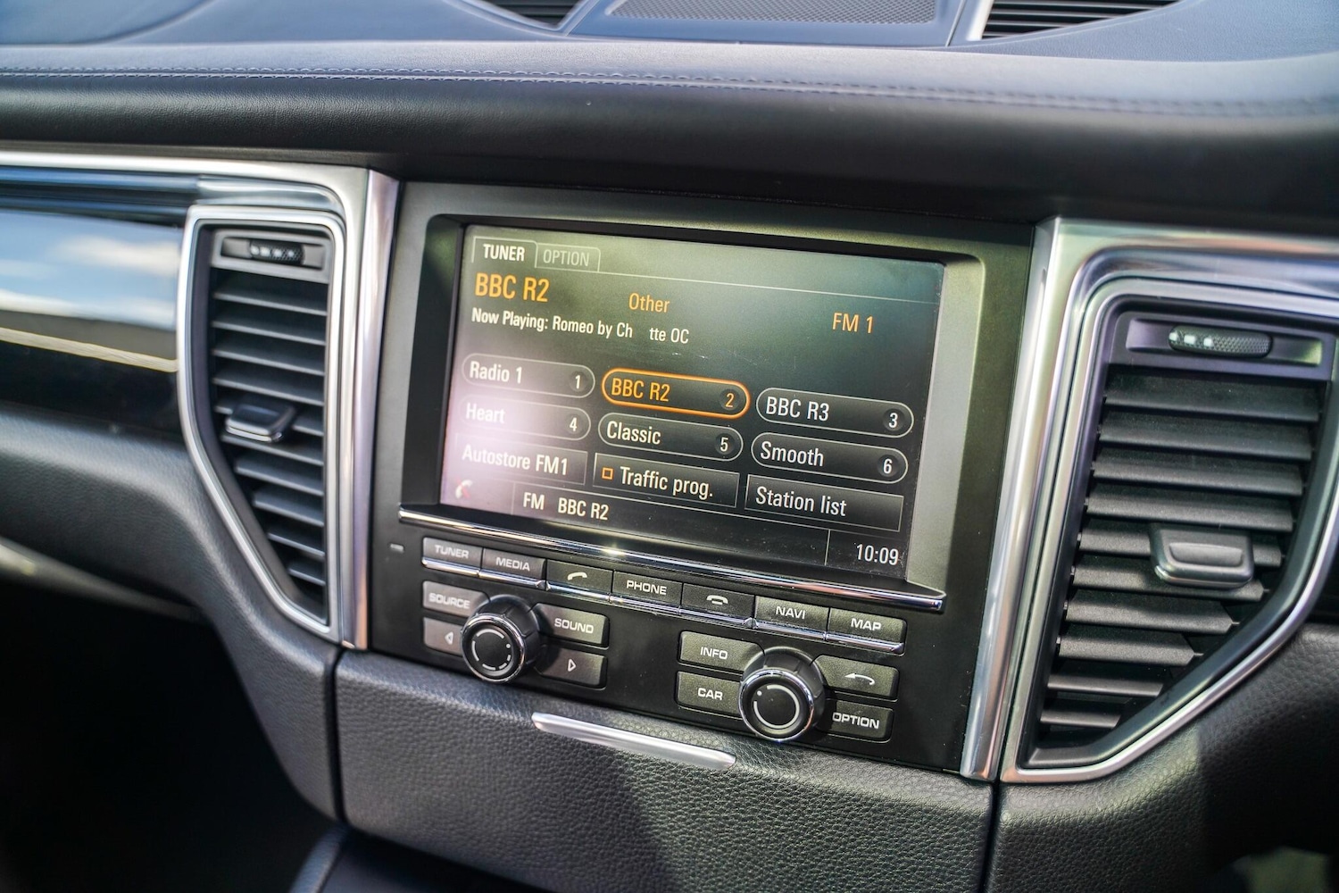 Used Porsche Macan 2015 for sale - 76189747: Photo 40