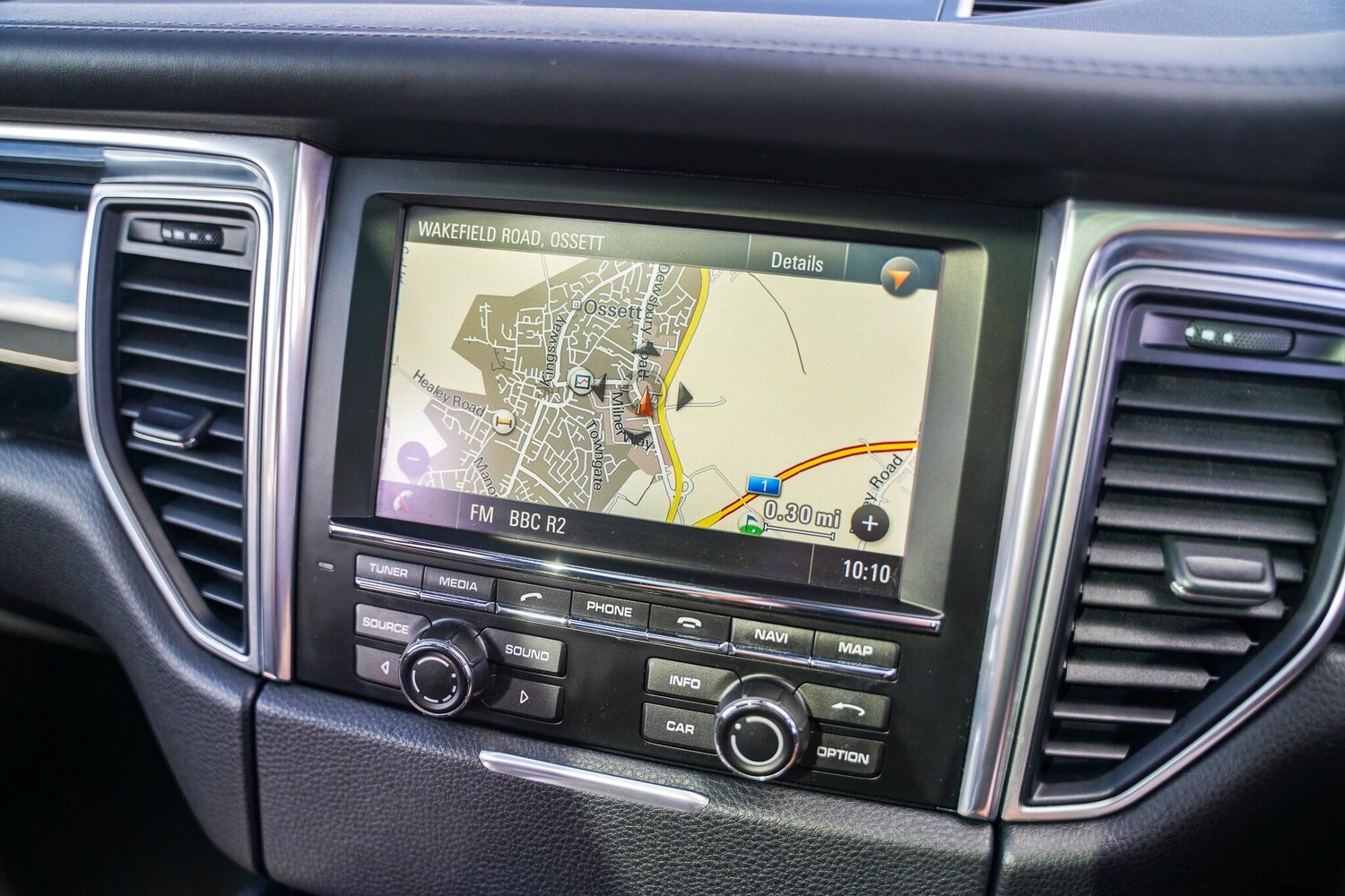 Used Porsche Macan 2015 for sale - 76189747: Photo 41