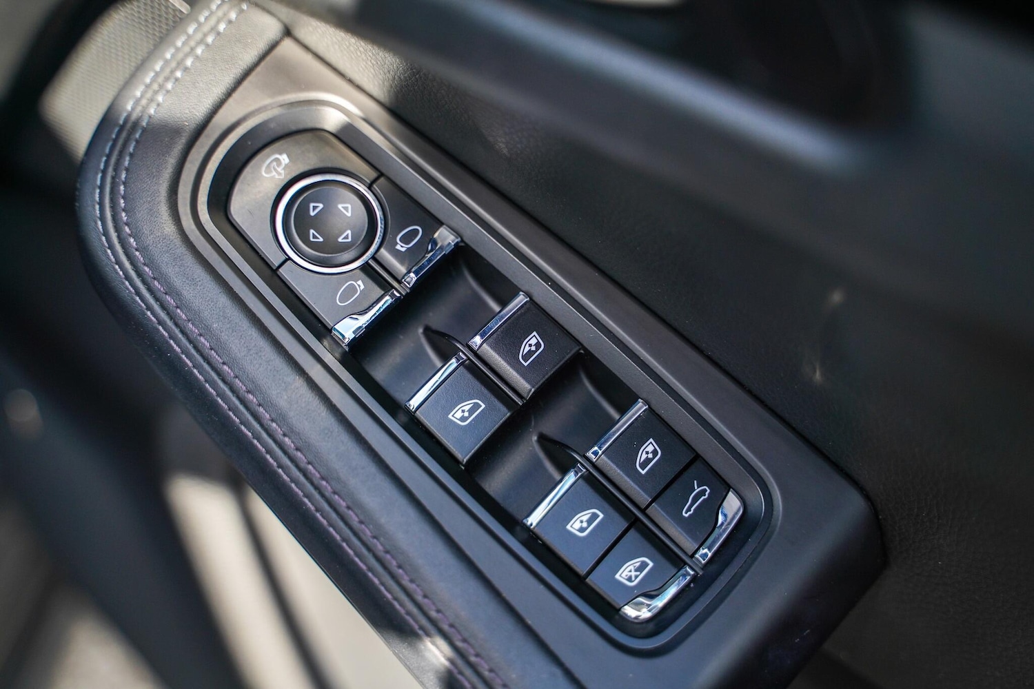 Used Porsche Macan 2015 for sale - 76189747: Photo 47