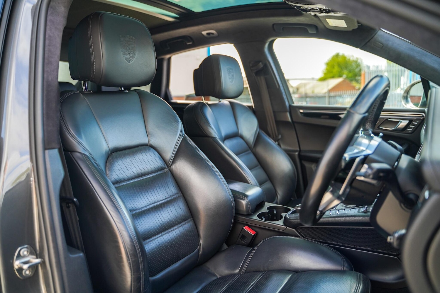 Used Porsche Macan 2015 for sale - 76189747: Photo 9