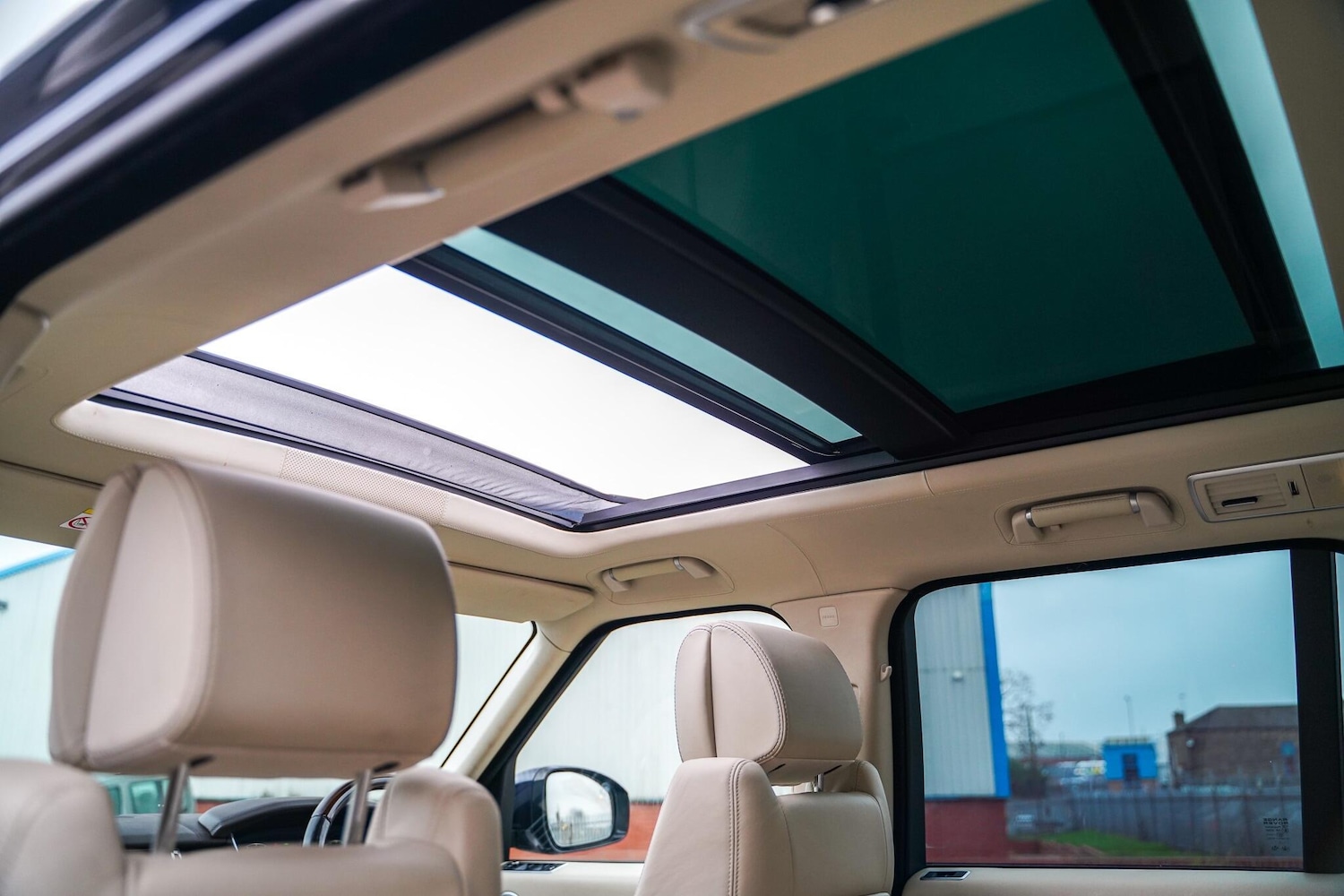 Used Land Rover Range Rover 2015 for sale - 77029114: Photo 32